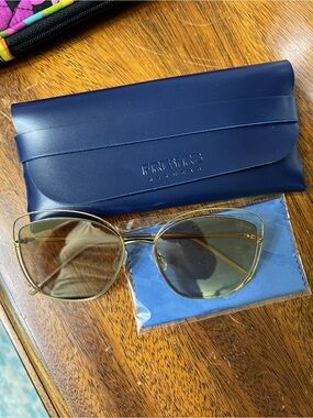 Freyrs Eyewear Women's Gold Frame Sunglasses with Navy Case - Brown Lenses